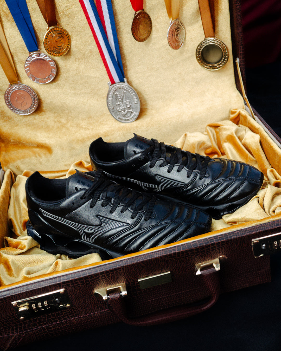 MIZUNO WAVE PROPHECY MORELIA NEO